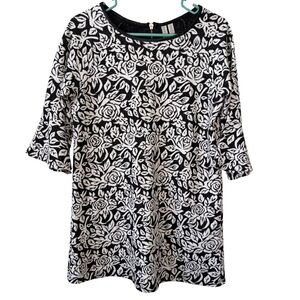Madison Black and White Floral 3/4 Sleeve Mini Dress